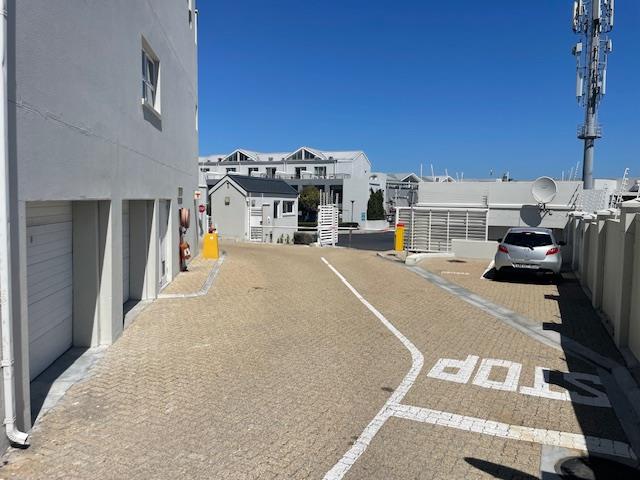 To Let 1 Bedroom Property for Rent in Big Bay Western Cape